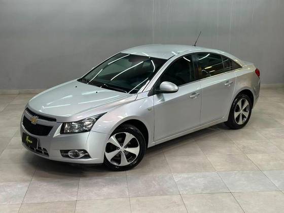 CHEVROLET CRUZE 1.8 LT 16V FLEX 4P AUTOMÁTICO CHEVROLET CRUZE 1.8 LT 16V FLEX 4P AUTOMÁTICO